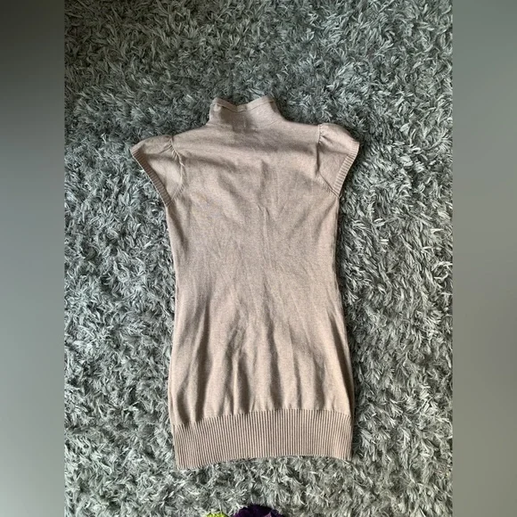 GUESS BUTTON UP DRESS - Picture 6 of 6